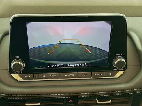 Used 2023 Nissan Rogue S FWD image 22