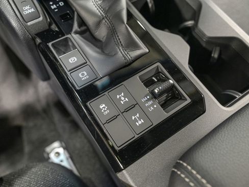 Used 2025 Toyota Land Cruiser 1958 image 23