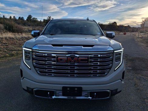 New 2026 GMC Sierra 1500 Denali w/ Technology Package AWD/4WD image 8