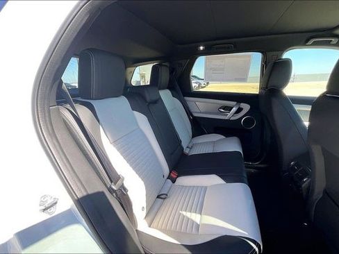 New 2026 Land Rover Discovery Sport Landmark image 11