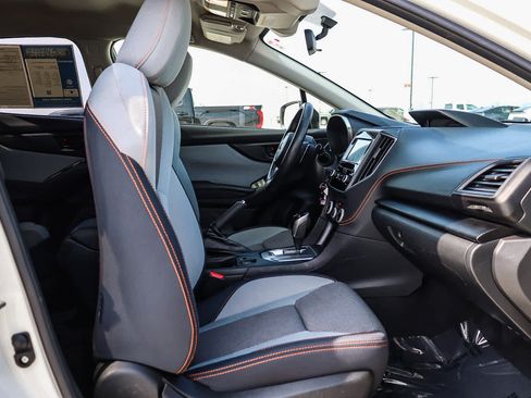 Used 2021 Subaru Crosstrek 2.0i Premium image 17