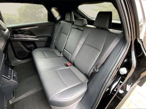 Used 2023 Subaru Solterra AWD image 21