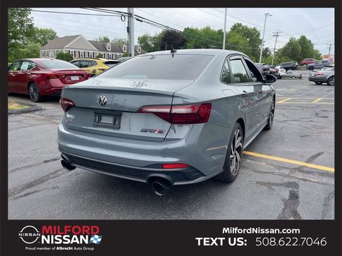 Used 2022 Volkswagen Jetta GLI Autobahn FWD image 5