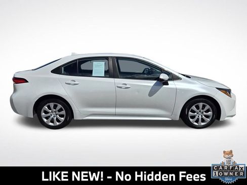 Used 2022 Toyota Corolla LE FWD image 11