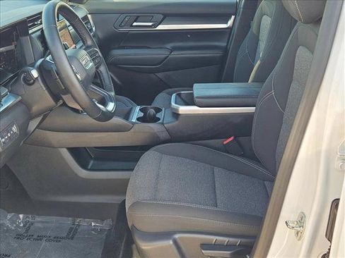 Used 2026 GMC Terrain Elevation FWD image 16