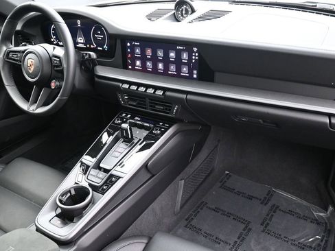 Certified 2025 Porsche 911 Carrera S image 31