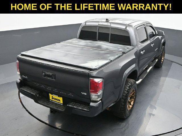 Used 2016 Toyota Tacoma Limited w/ Towing Package AWD/4WD image 55