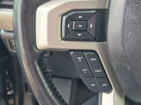 Used 2017 Ford F150 Lariat AWD/4WD image 15