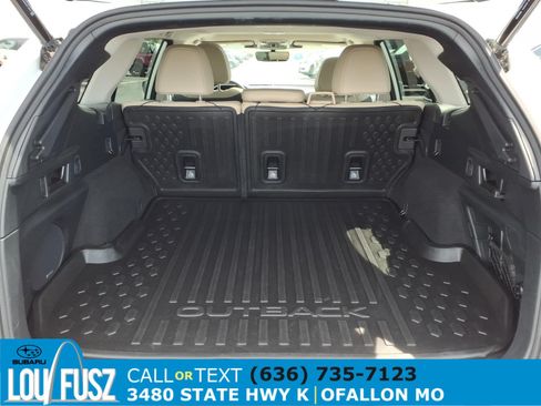 Used 2025 Subaru Outback Limited AWD/4WD image 28