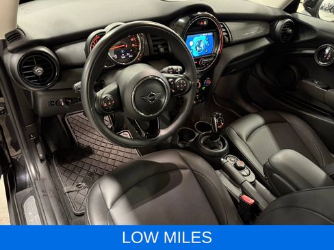 Used 2020 MINI Cooper 2-Door Hardtop image 10