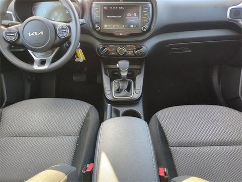 Used 2024 Kia Soul LX w/ Option Group 015 image 16