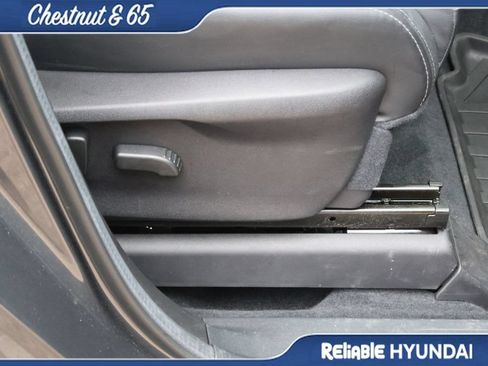 Used 2025 Subaru Ascent Limited w/ Popular Package #2 AWD/4WD image 10