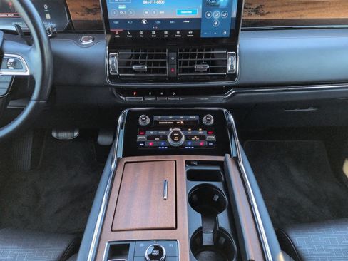 Used 2022 Lincoln Navigator L Black Label AWD/4WD image 19
