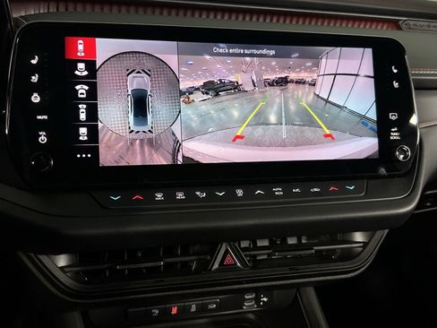 Used 2025 Dodge Charger R/T Scat Pack w/ Track Pack image 20