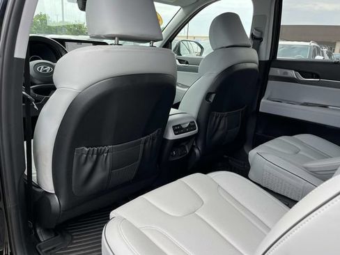 Used 2023 Hyundai Palisade SEL w/ Premium Package FWD image 21