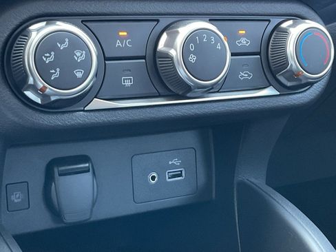 New 2025 Nissan Versa SV w/ Trunk Package image 29