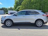 Used 2021 Ford Edge SEL w/ Convenience Package image 4