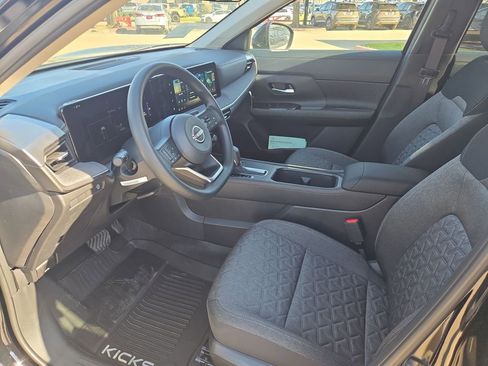 New 2026 Nissan Kicks SV w/ Cold Weather Package FWD image 11