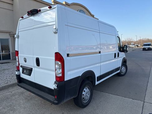 Used 2023 RAM ProMaster 2500 image 8