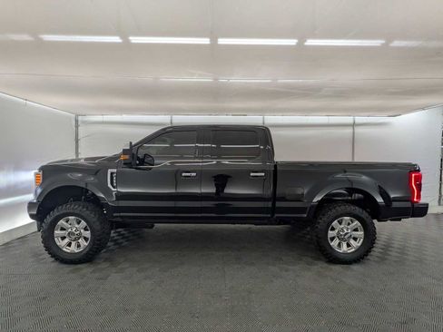 Used 2017 Ford F350 Platinum image 3