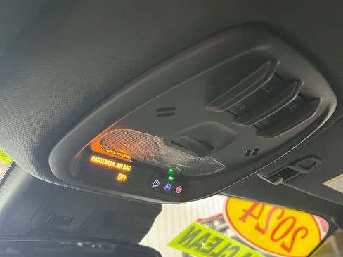 Certified 2024 Chevrolet Trax RS w/ Sunroof Package image 14