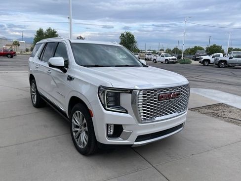 Certified 2022 GMC Yukon Denali AWD/4WD image 6