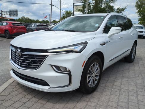 Used 2022 Buick Enclave Premium AWD/4WD image 9