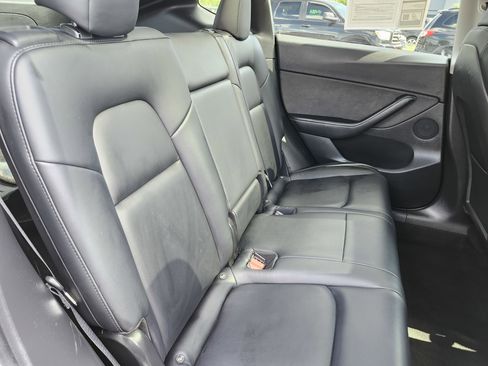 Used 2020 Tesla Model Y Long Range AWD/4WD image 19