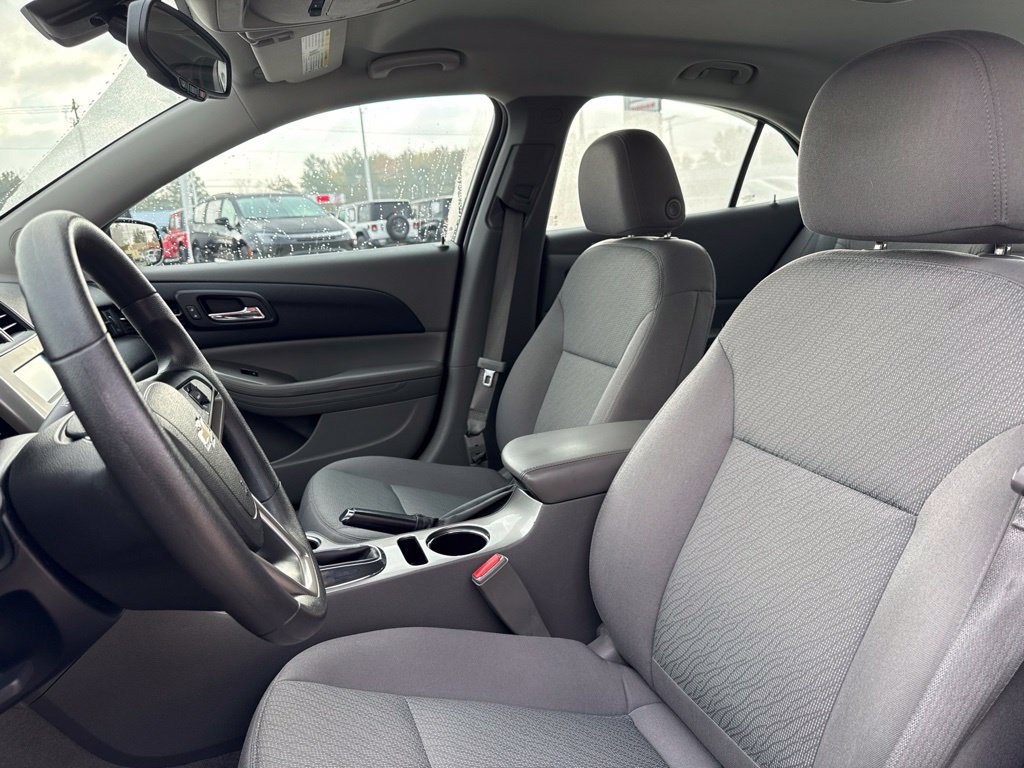 Used 2014 Chevrolet Malibu LS FWD image 32