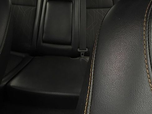Used 2019 Chevrolet Trax LT w/ Sun & Sound Package AWD/4WD image 13