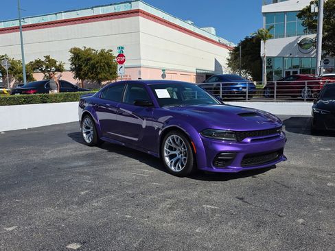 Used 2023 Dodge Charger SRT Hellcat w/ Harman/Kardon Audio Group image 6