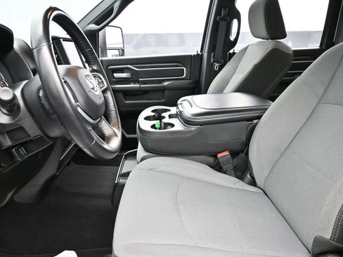 Certified 2024 RAM 2500 Big Horn image 10