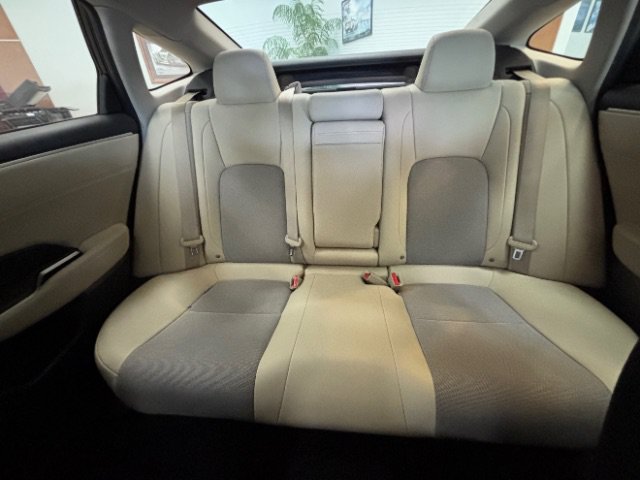 Used 2018 Honda Clarity Plug-In Hybrid image 13