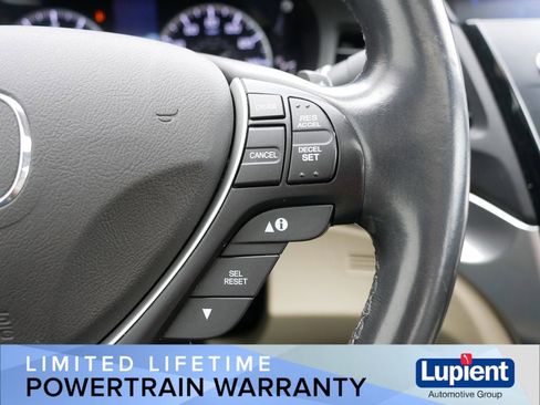 Used 2017 Acura ILX w/ Premium Package FWD image 23