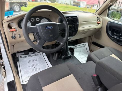 Used 2004 Ford Ranger XLT AWD/4WD image 14