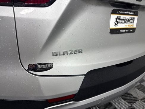 Used 2020 Chevrolet Blazer LT w/ LPO, Floor Liner Package FWD image 12