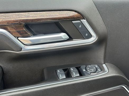 Used 2024 GMC Sierra 3500 SLE w/ SLE Convenience Package image 26