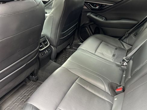 Used 2025 Subaru Outback Limited image 16