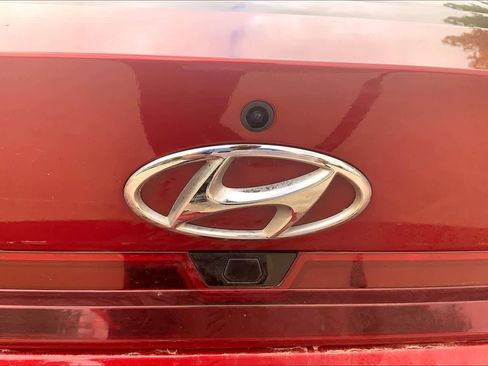 Used 2023 Hyundai Elantra SEL w/ Convenience Package FWD image 33