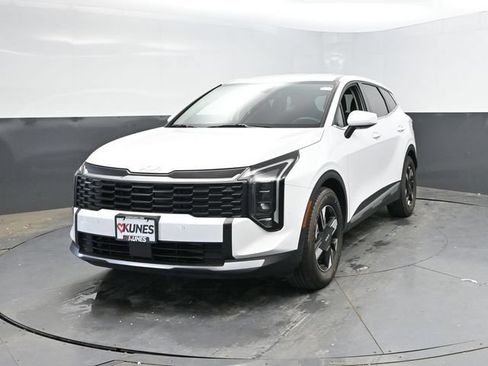 Used 2026 Kia Sportage LX FWD image 6