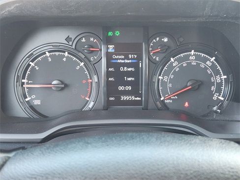 Used 2022 Toyota 4Runner SR5 Premium image 17