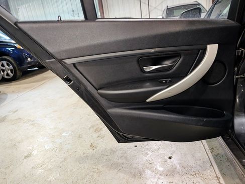 Used 2013 BMW 328i xDrive Sedan image 17