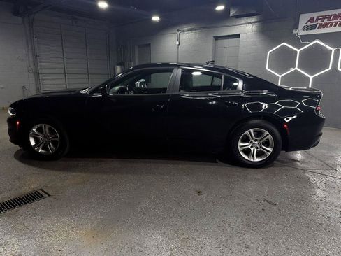 Used 2015 Dodge Charger SXT w/ Plus Group RWD image 3