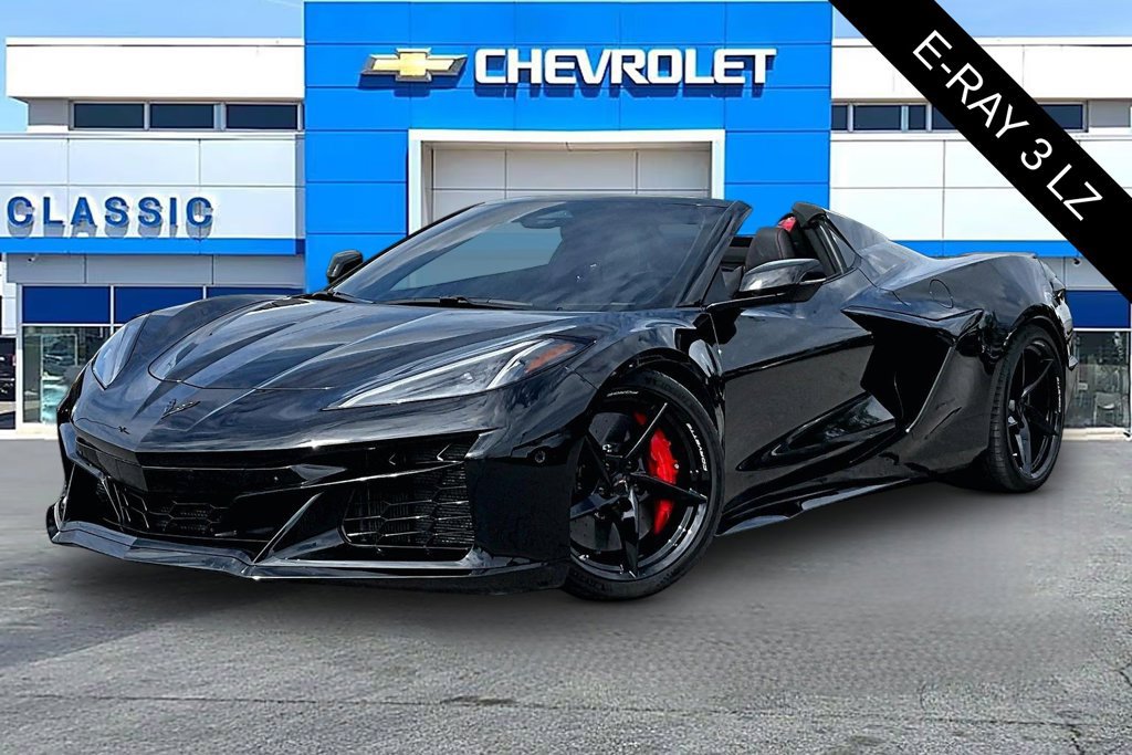 Used 2025 Chevrolet Corvette E-Ray w/ Stealth Interior Trim Package AWD/4WD image 2