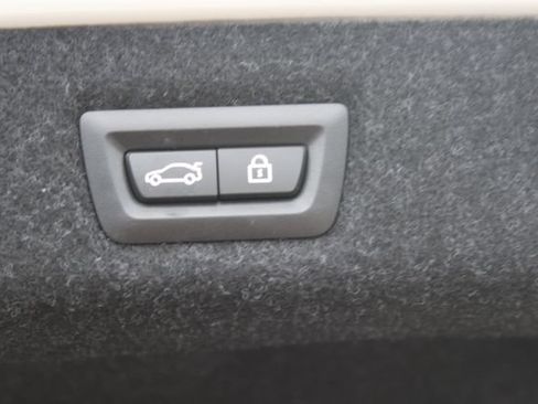 Used 2021 BMW 530e w/ Parking Assistance Package RWD image 40
