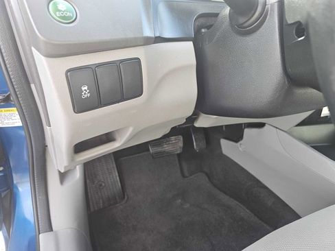 Used 2012 Honda Civic LX image 13