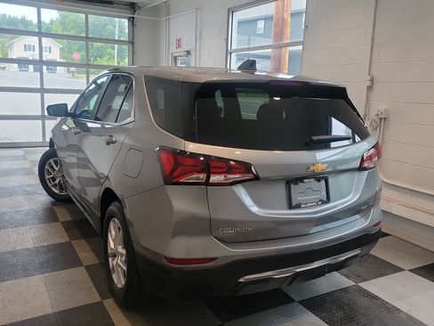 Used 2023 Chevrolet Equinox LT AWD/4WD image 3