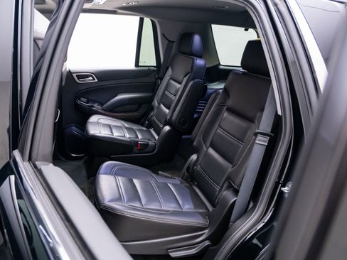 Used 2018 GMC Yukon Denali AWD/4WD image 16