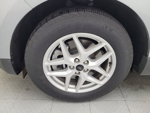 Used 2024 Ford Edge SEL image 31