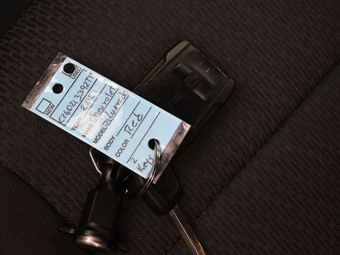 Used 2021 Chevrolet Silverado 1500 Custom image 18